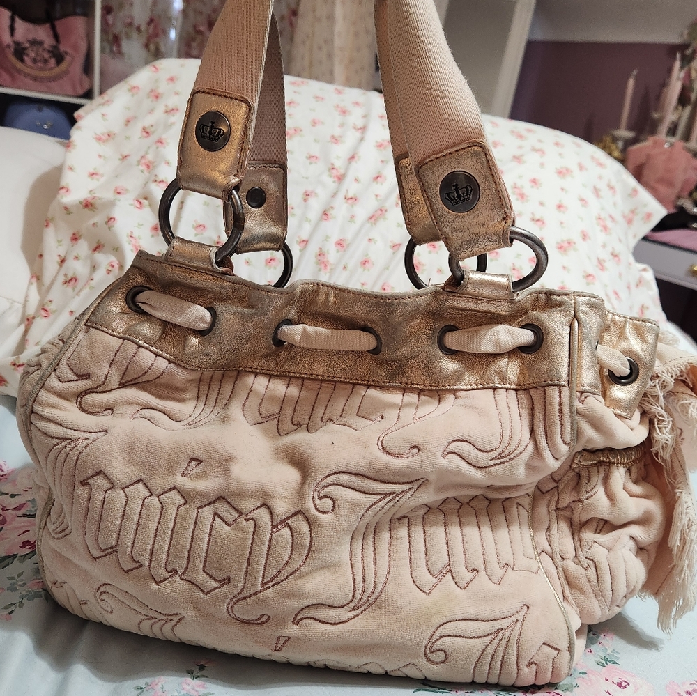 Juicy Couture Pink & Gold Daydreamer